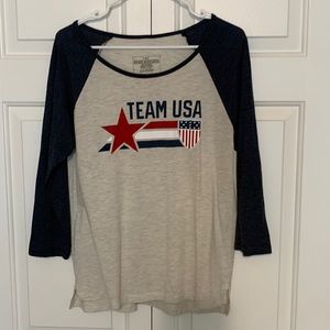 Team apparel large 3/4 sleeve gray and blue lightweight t shirt.